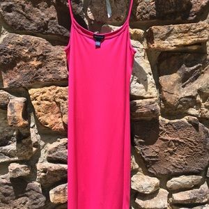 Ann Taylor size 2 Fuchsia spaghetti strap dress